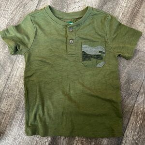 Boy’s Camo Pocket T-Shirt Size 4T Green